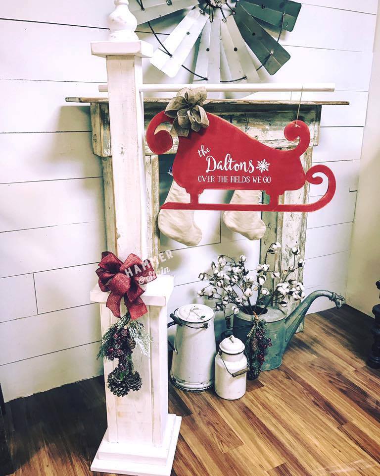 Porch Post with Sleigh Hanger ( Interchangeable)